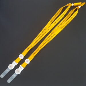 สายคล้องคอ สายคล้องบัตร สีเหลือง สกรีนชื่อ บริษัท ใส่โลโก้