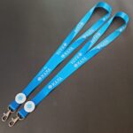 รับทำ สายคล้องบัตรสกรีนชื่อ สายห้อยคอ สอดสี พิมพ์ซับลิเมชั่น สีฟ้า