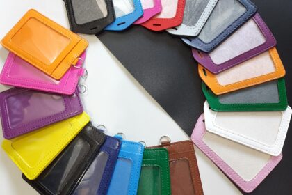 ซองหนังใส่บัตรหลากสี