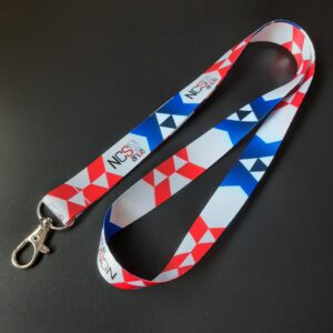 รับผลิต สายคล้องบัตรพนักงาน สายห้อยบัตร สอดสี พิมพ์ซับลิเมชั่น ลายกราฟฟิค สีแดง น้ำเงิน