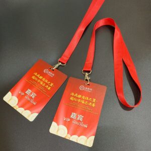 บัตรใหญ่ 10x14cm. พร้อมสายเปล่าสีแดง ป้ายสตาฟห้อยคอ บัตร4x6 บัตรไซส์ใหญ่ บัตรจัมโบ้ ป้ายขนาดโปสการ์ด ป้ายชื่อพลาสติกแข็ง ป้ายบัตรพีวีซี บัตรใหญ่พิเศษ